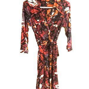 just taylor dress womans Size 4 wrap style dress multi color long sleeve
